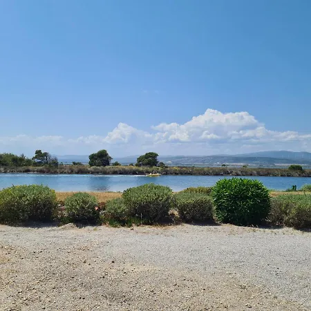 Maison En Bord D'etang *
